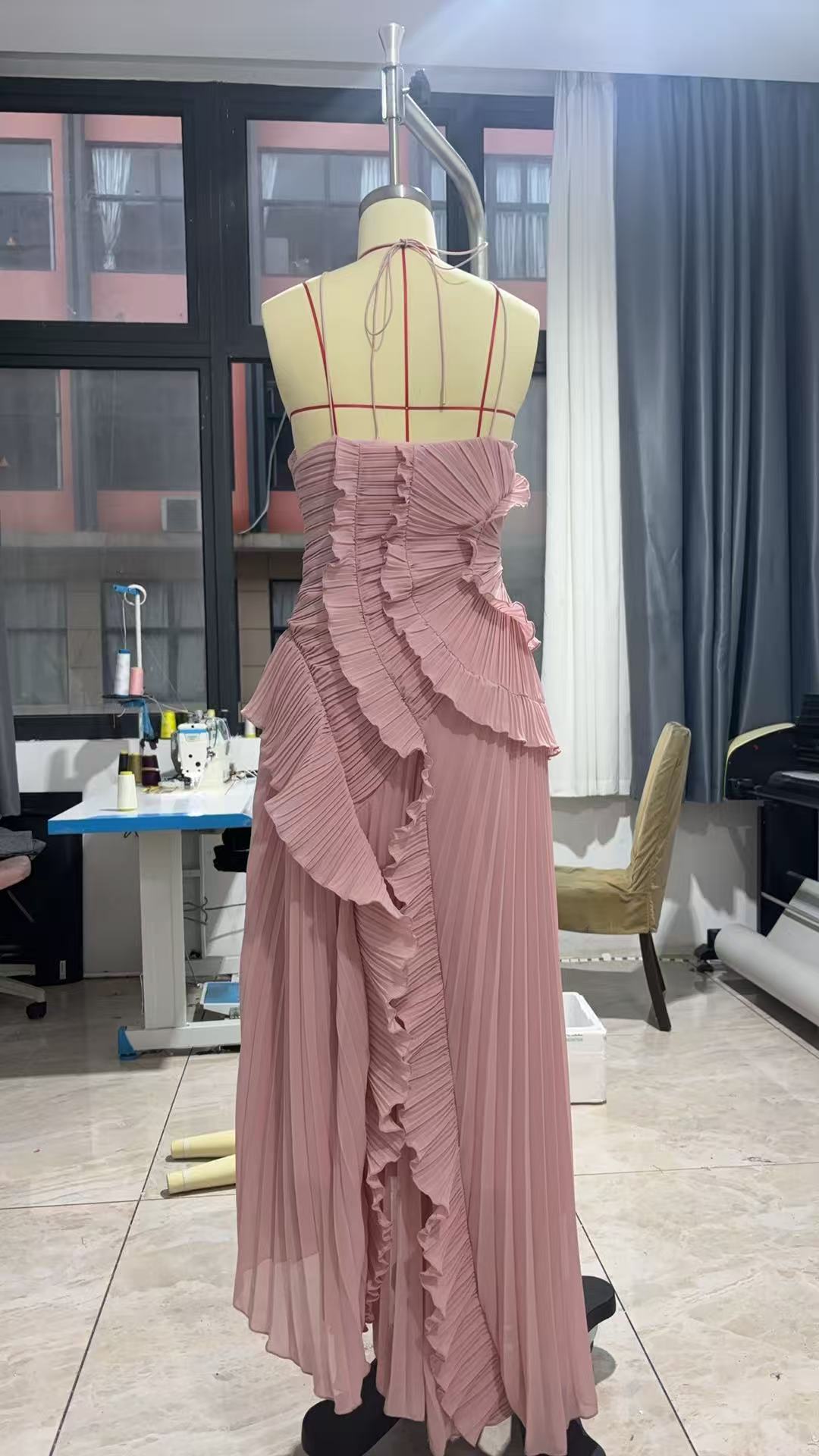 Summer Women's New Fashion Elegant Socialite Ruffled Pleated Halter Neck Strap Dress Long Dress for Women